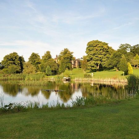 Carnell Country Estate & Holiday Cottages In Ayrshire Hurlford Exteriör bild