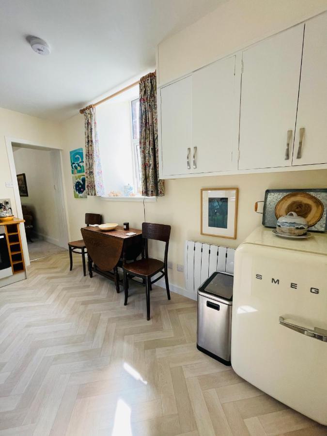 Carnell Country Estate & Holiday Cottages In Ayrshire Hurlford Exteriör bild