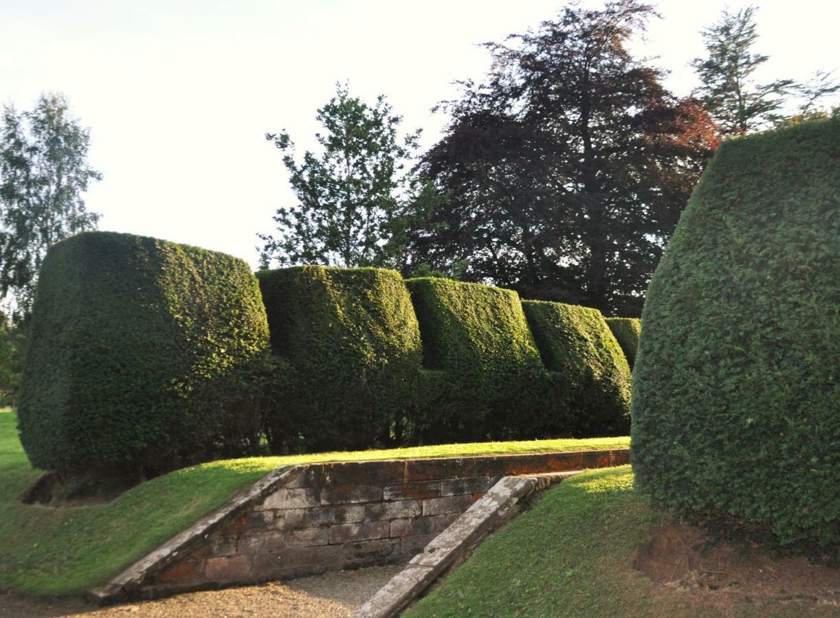 Carnell Country Estate & Holiday Cottages In Ayrshire Hurlford Exteriör bild